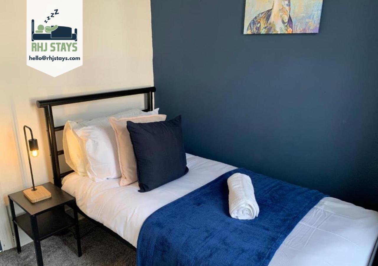 Windsor 4 - Spacious Beautiful 4 Bdrm Maisonette Nr Ncle Free Wifi Free Parking غيتْسْهيد المظهر الخارجي الصورة